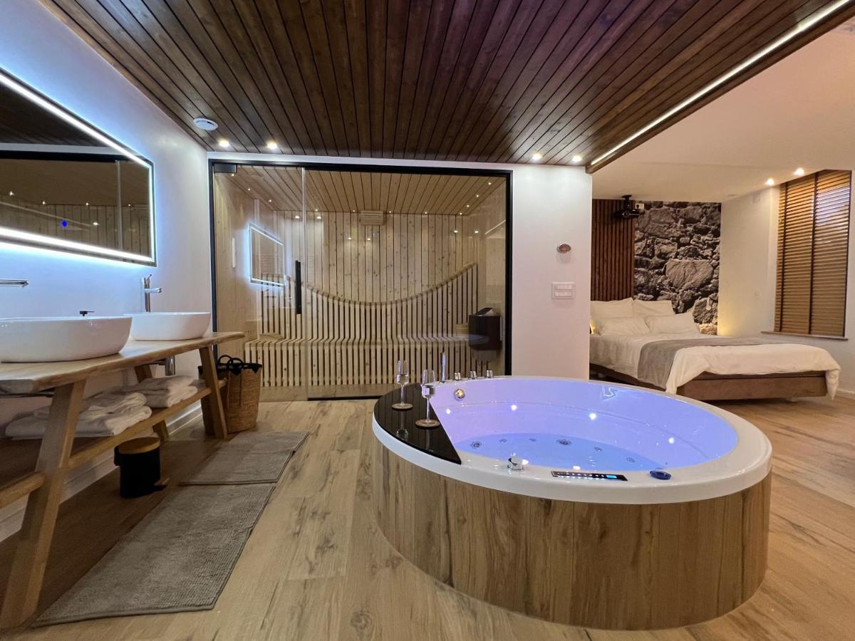 Le Zen - Sauna - Balneo - Sparoom *
